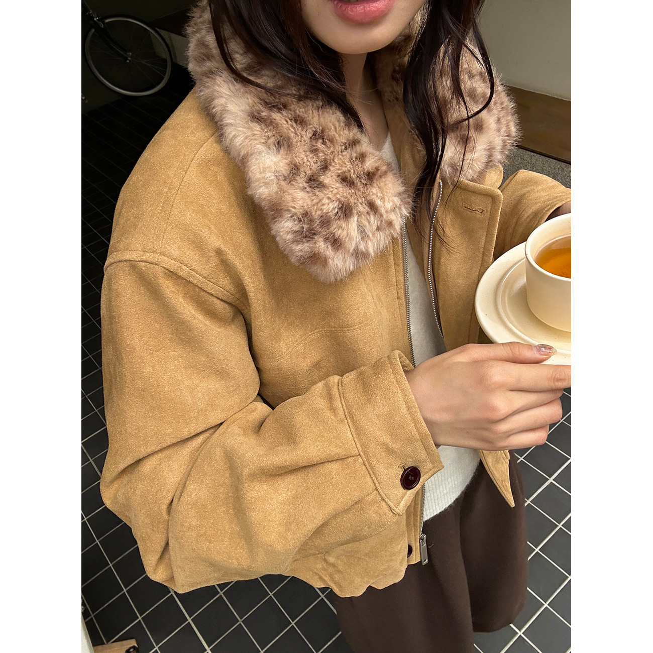 高级感麂皮拉链短款外套女冬季新款豹纹毛毛领宽松百搭保暖大衣