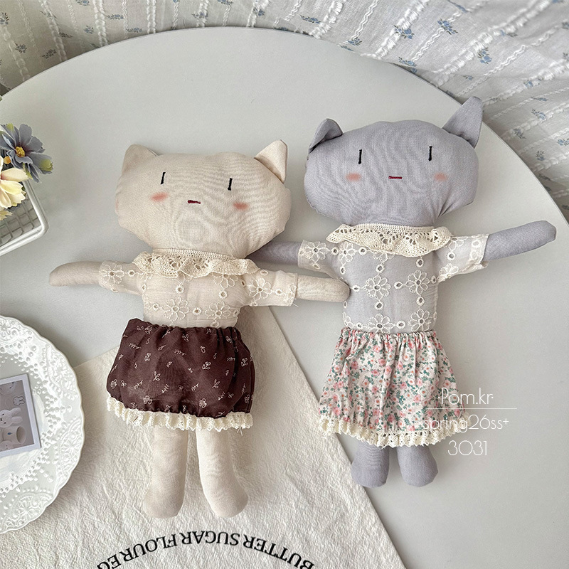 Korean version of ins fabric floral dress, rabbit doll, children's soothing doll, cute cotton and linen bedside decoration item details Picture