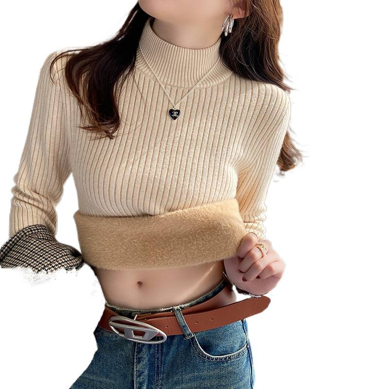 For women in winter, add a thick one-piece fleece jacket. For autumn and winter, pair it with a semi-high neck knitted base layer and a white warm top Item Picture