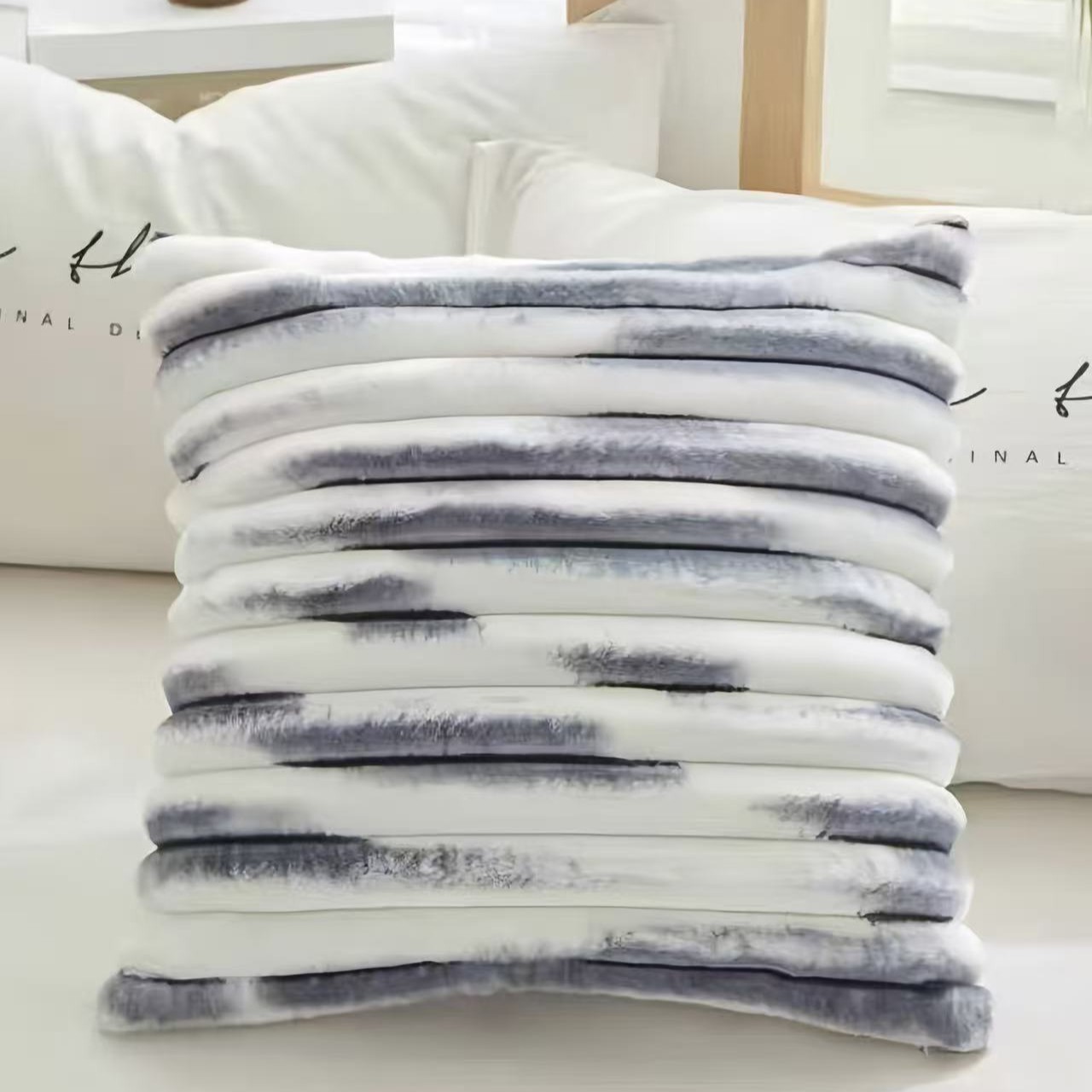 Cross-border ins gradient plush imitation rabbit fur tie-dyed pillowcase, home decoration, comfortable cushion, living room sofa, ins style Application Scenario