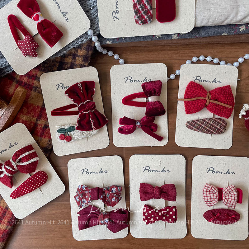 New Korean autumn and winter red sweet bow hair clip, children's handcrafted fabric side hair break-off clip for girls, Pom.kr red hair clip set, bow check polka dot autumn and winter retro sweet girl Application Scenario
