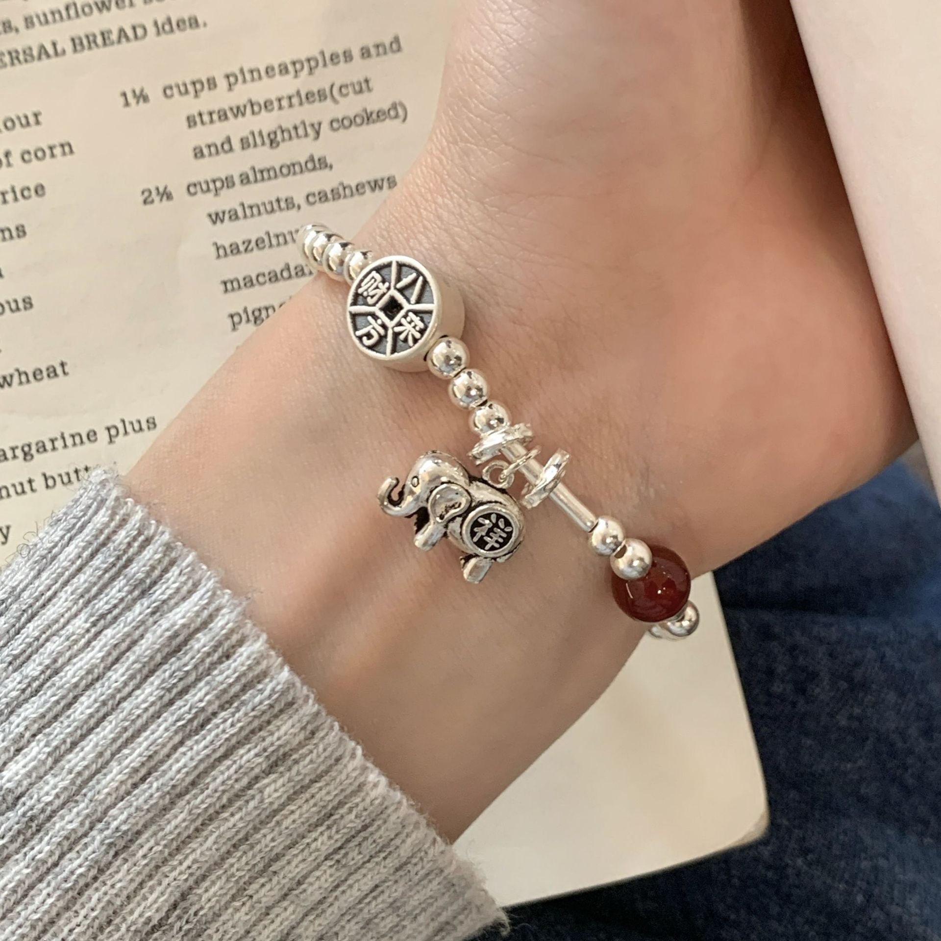 Red agate 12.4 Auspicious Elephant bracelet S925 sterling silver women's New Chinese-style Eight Directions Bringing Wealth Ethnic style elastic rope bracelet