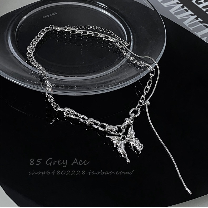 原创拼接蝴蝶吊坠项链女春2024年新款小众设计高级感锁骨链配饰品产品图