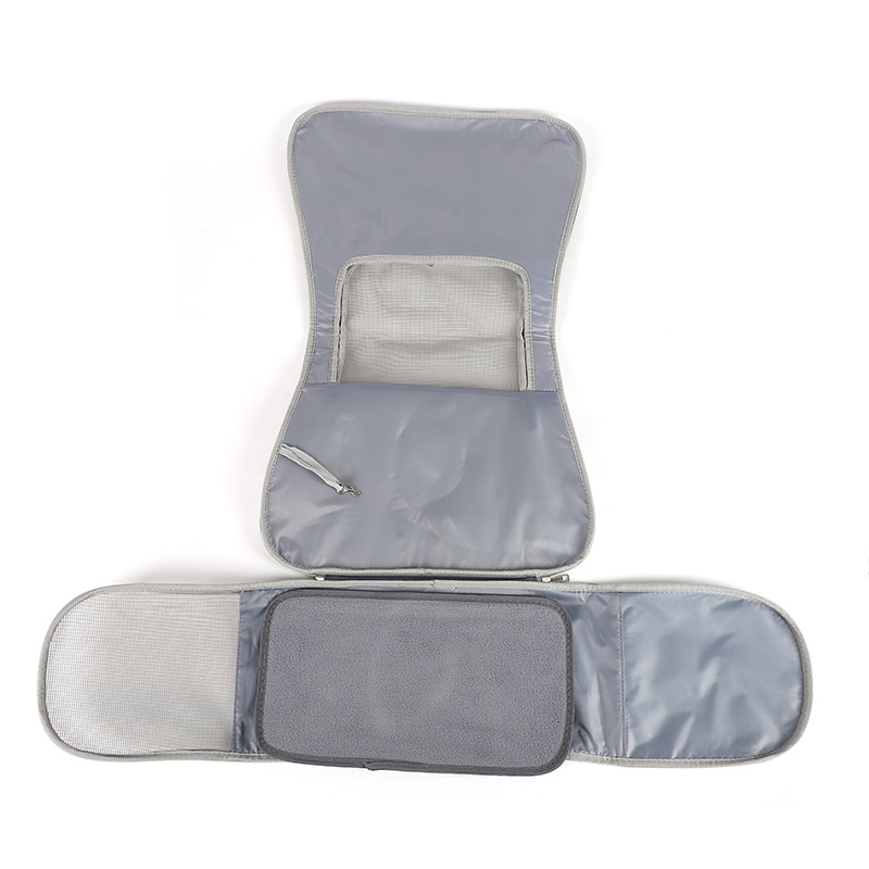 Rongka Pet Cross-border Travel Portable Casual Cat Bag can be carried diagonally. Oxford fabric waterproof handbag. Simple, breathable and stress-resistant pet bag Application Scenario