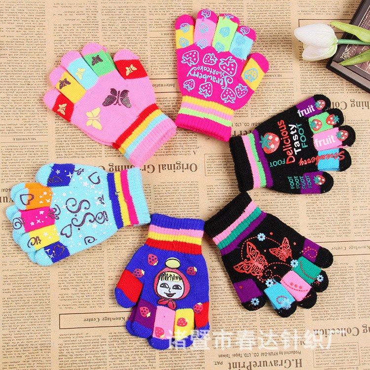 Niños de invierno 15 guantes coreanos de la versión de engrosamiento caliente dispensación de grasa completa para niños pequeños medios comercio exterior niños guantes de piso fuente details Picture