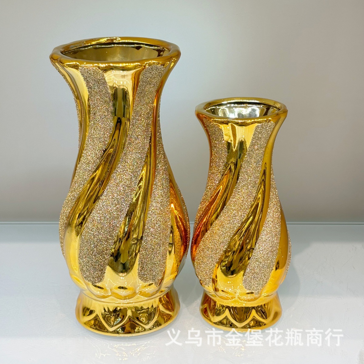 European-style light luxury ceramic, fashionable, creative and grand, gold and silver electroplating process, flower simulation, practical decorative gift details Picture