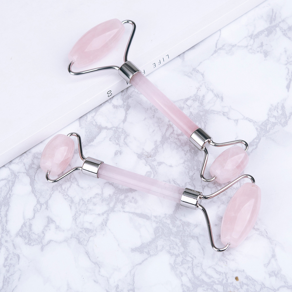 Wholesale powder crystal jade roller beauty containers, face and eye massagers, jade pusher, quartzite jade massage roller Application Scenario