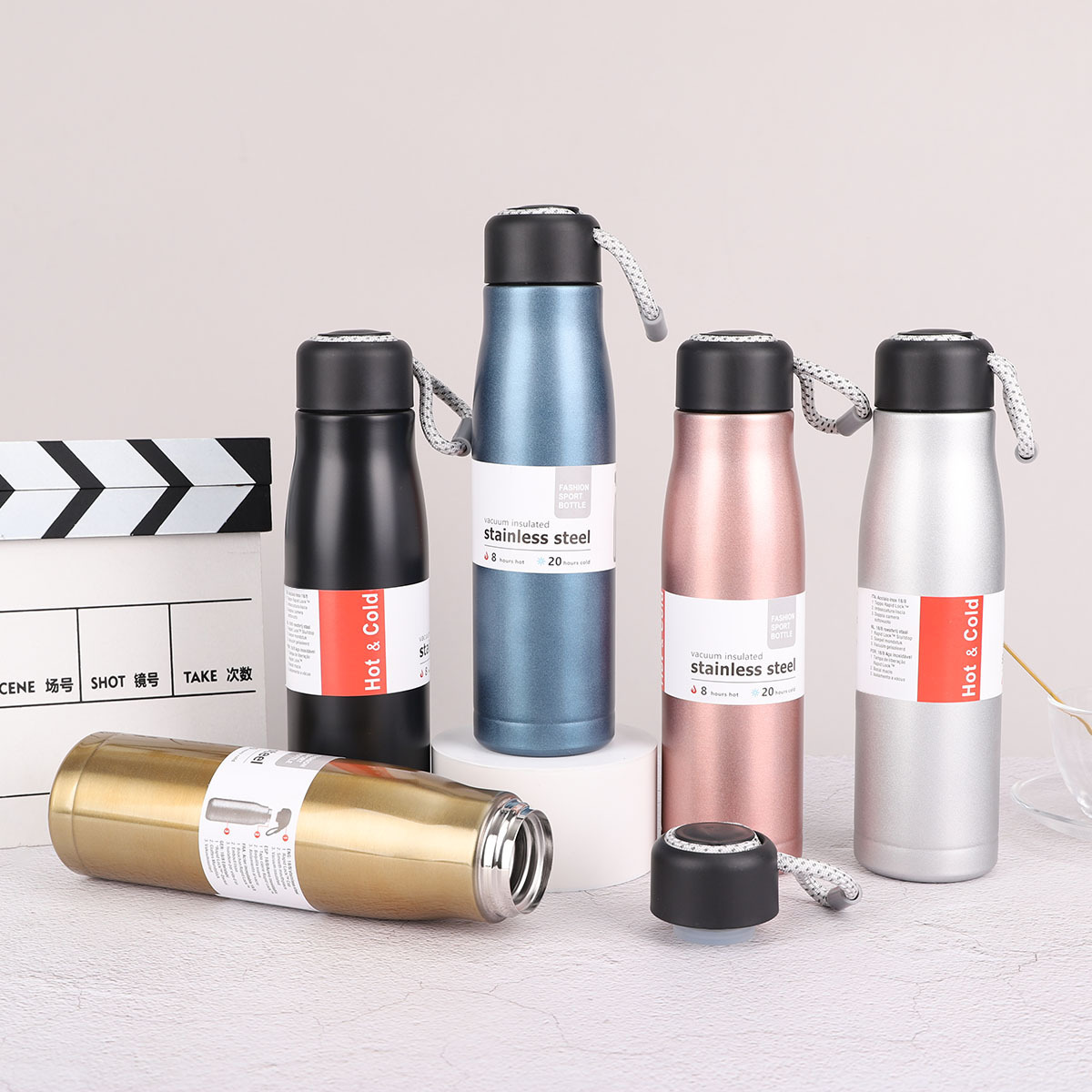 304 stainless steel Knight Cup, double-layer insulated cup, large-capacity portable insulated water cup with a carrying rope for outdoor mountain climbing details Picture