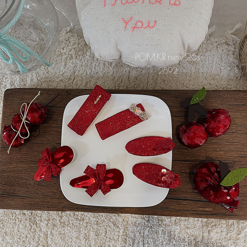 Ladies' red hair clips, headbands, straight clips, moissanite accessories, alloy clips, false hair accessories