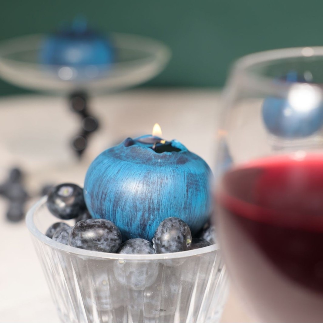 Fruit-scented candles, blueberry creative scented gift box, soybean wax birthday gifts, souvenirs, single items, photo ornaments Application Scenario