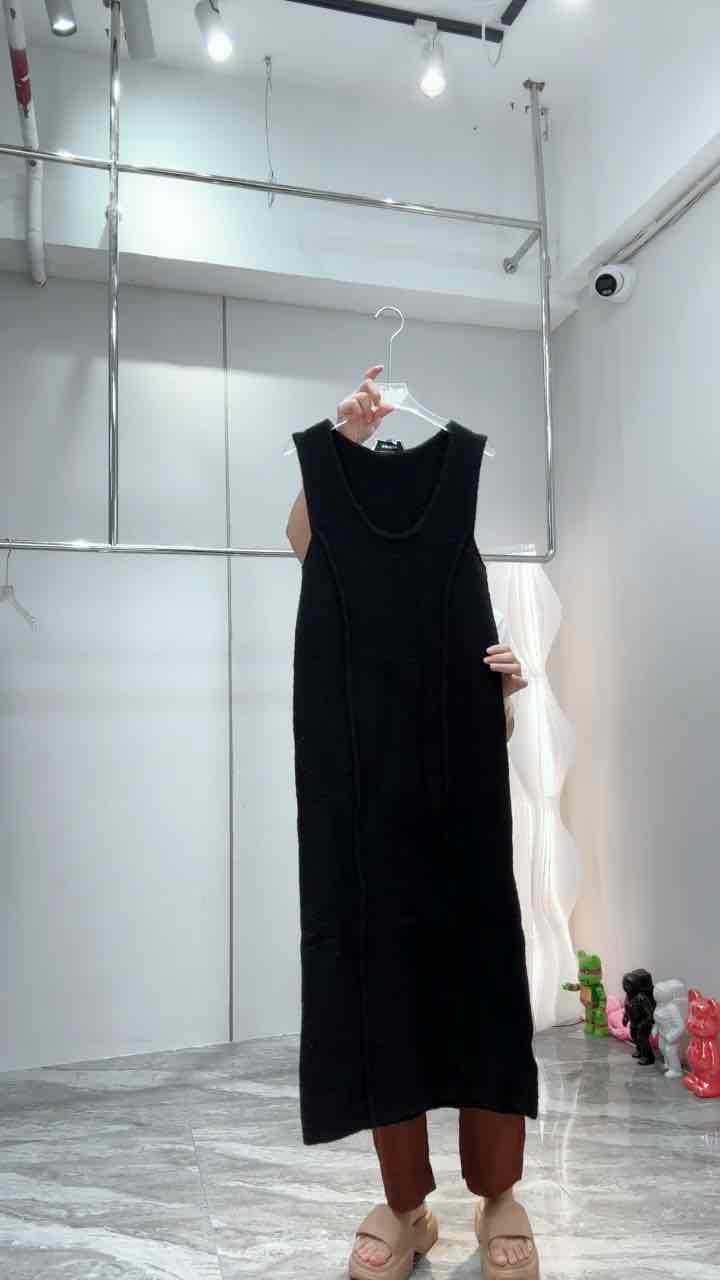 344 Nanyou wool long vest dress is out of stock and non-returnable and non-exchangeable