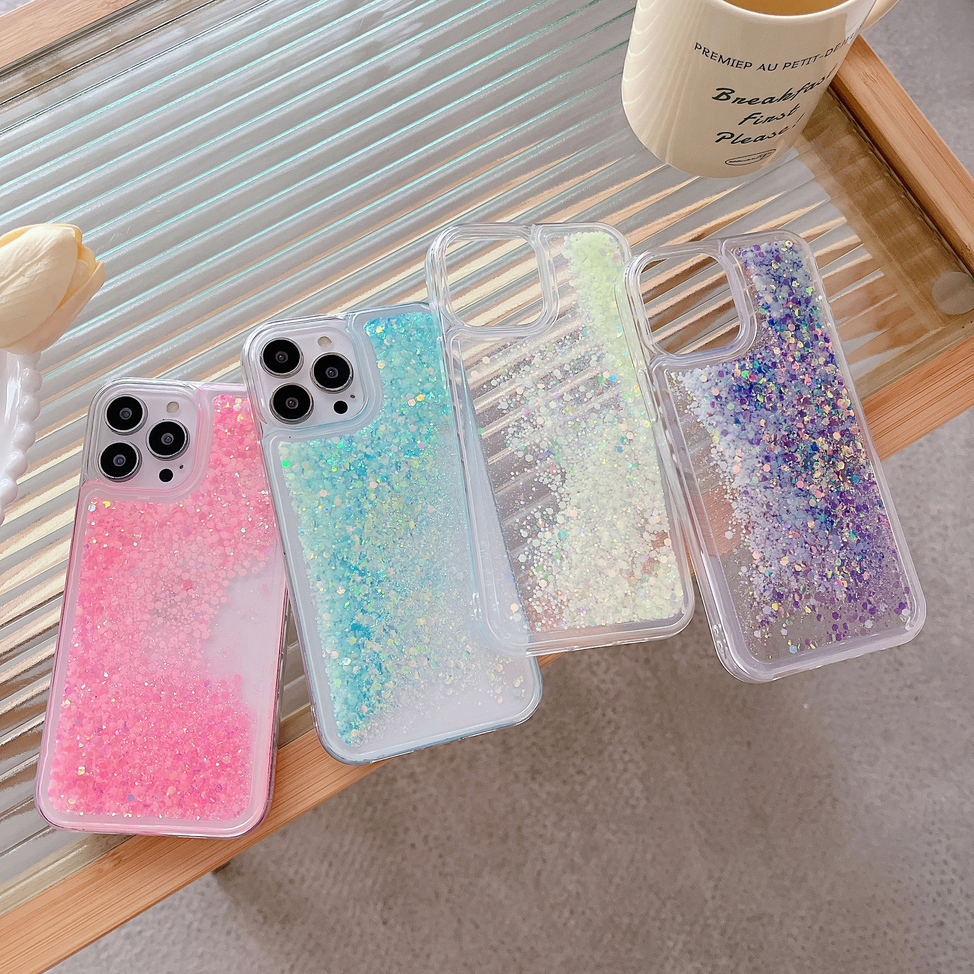 Creative luminous sand is suitable for iPhone17promax mobile phone cases, iPhone 16 glitter slide, iPhone 15 fluorescent