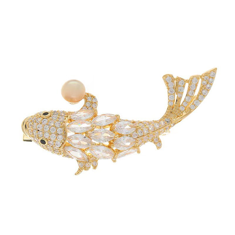 Hyacinth "Yearly Abundance Lucky Koi" Chinese-style exquisite zirconium brooch, high-end light luxury freshwater treasure suit jacket pin Item Picture
