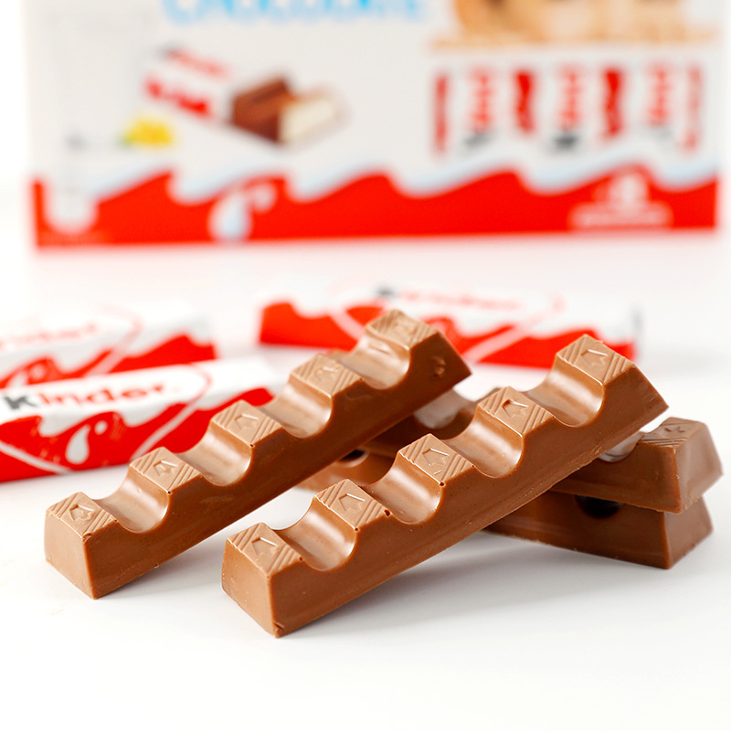 Italian imported Kinder milk-filled chocolate, popular chocolate bars, children's candies, and casual snacks Specification image