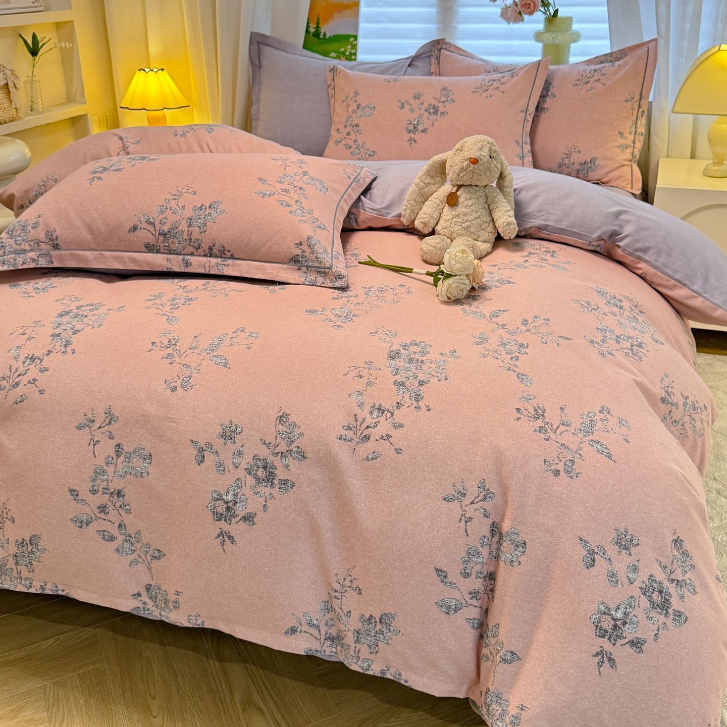 Four-piece set of pure cotton brushed thickened warm bedding for autumn and winter, all-cotton quilt cover, bed sheet, three-piece set of bedding Specification image