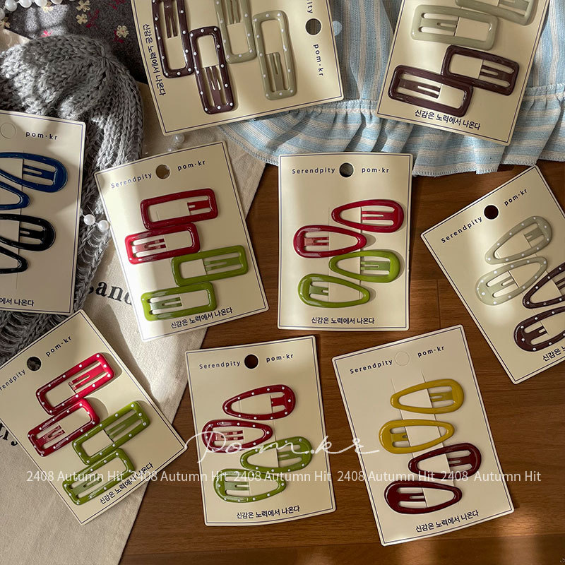 New Korean-style polka dot handcrafted hair clips for children, geometric side bangs clips, colorful sweet bye-bye clips for girls, Serendipity pom.kr multi-color hair clip set with polka dots Specification image