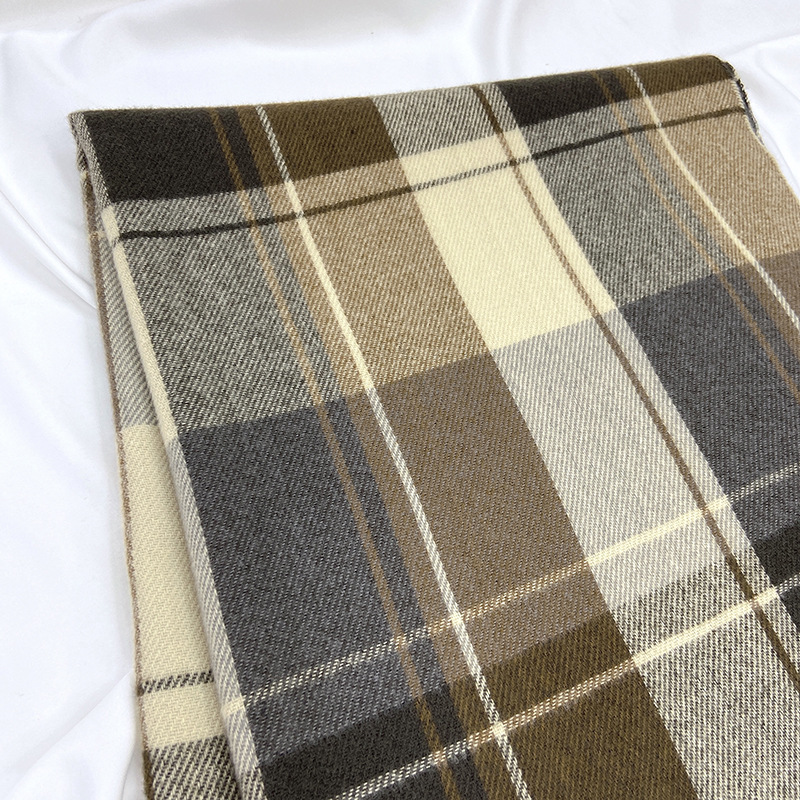 Wholesale of one-piece checked scarves for women in autumn and winter, Korean retro shawls, Japanese student-style faux cashmere warm tassel scarves, wholesale from street stalls details Picture