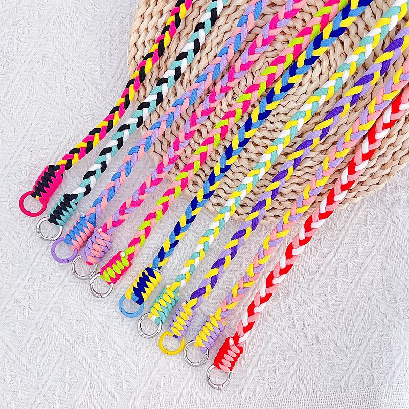Hand-woven phone case back clip lanyard, long diagonal three-color braid, multi-functional pendant for hiking and outdoor travel Specification image