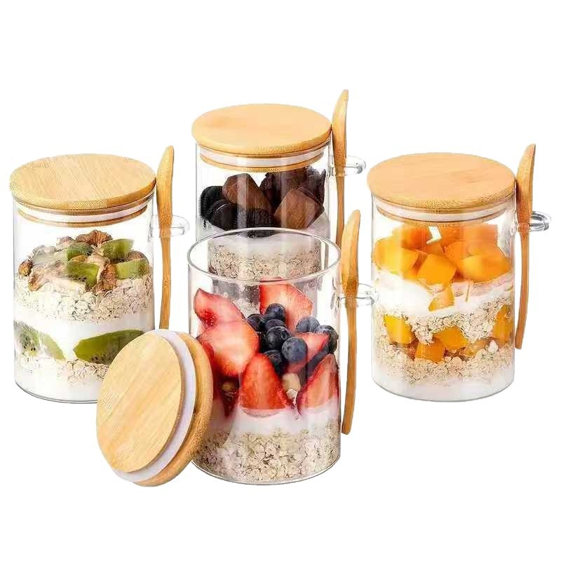 Cross-border transparent round bamboo lid glass jar with bamboo spoon kitchen storage jar, oat cheese moisture-proof straight cylinder sealed jar