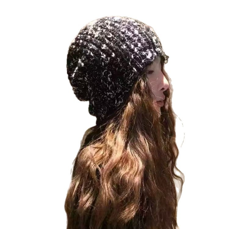 Korean-style pure cotton autumn and winter women's woolen knitted cap, versatile, fashionable and cold cap, small round face hat that shows off the face Item Picture