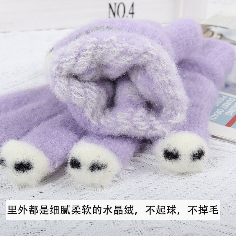 Winter warm, fleece and thickened student Korean version cute windproof touch screen gloves factory wholesale Application Scenario