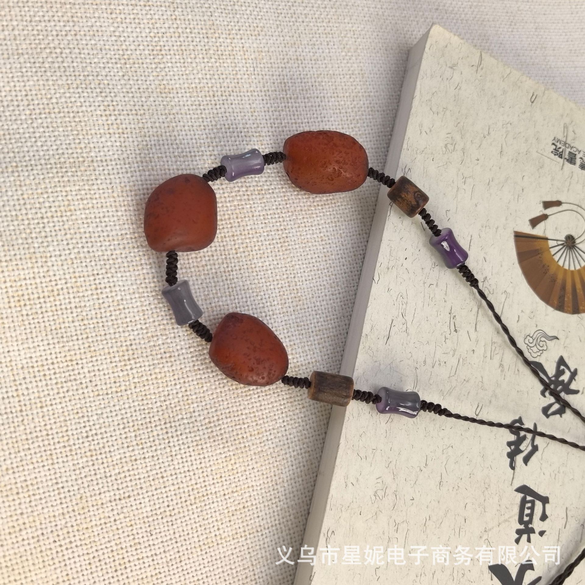 Crystal bracelet, string, bracelet, red string, sand gold bracelet, fashionable and versatile jewelry, couple bracelet, women's style, multiple colors to choose from details Picture