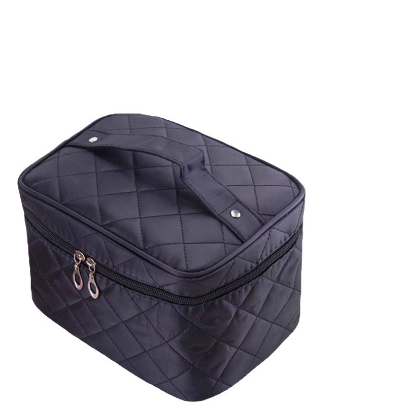 新款尼龙发泡菱格大号化妆包大容量防水手提洗漱包可爱收纳旅行包白底实物图