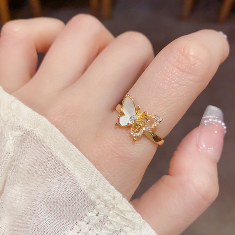 Summer's new minimalist design, hollowed-out shell butterfly opening ring, elegant and luxurious, versatile index finger ring with accessories Specification image