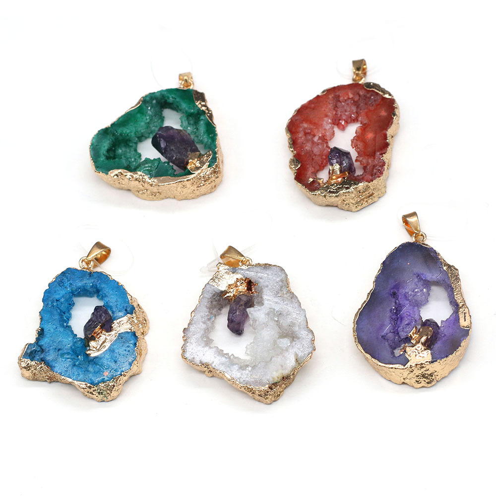 Natural stone semi-precious stone irregularly shaped crystal bud gold-plated edge pendant for DIY jewelry accessory production and wholesale details Picture
