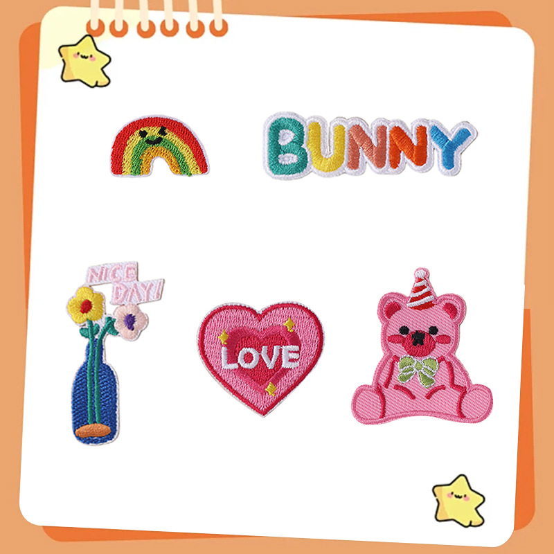 Cartoon bear vase, heart-shaped letter embroidered fabric, label stamp, children's clothing accessories, jewelry parts, self-adhesive patch