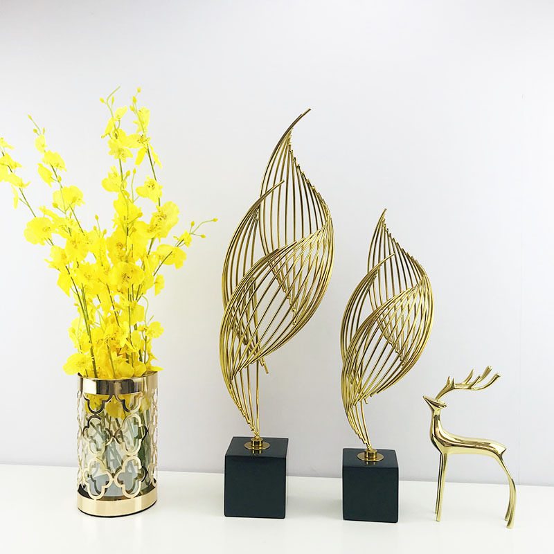 Artworks and ornaments in the living room, TV cabinets in the entrance hall, home decorations, hotel lobby, model rooms, modern and light luxury furnishings Specification image