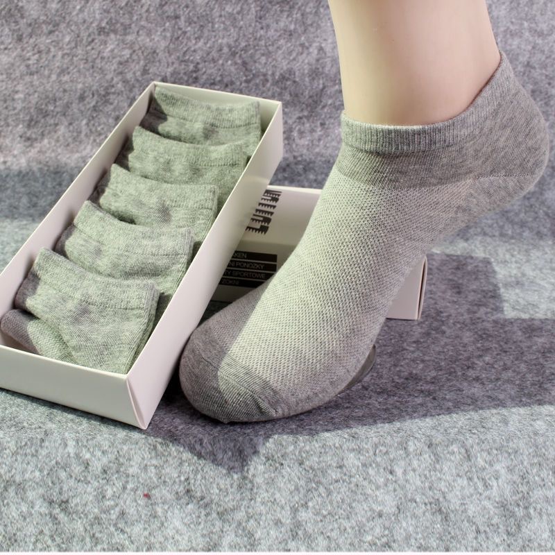 White mesh socks for men, summer men's boat socks, Japanese-style anti-odor and sweat-absorbing men's socks, men's sports cotton socks Application Scenario