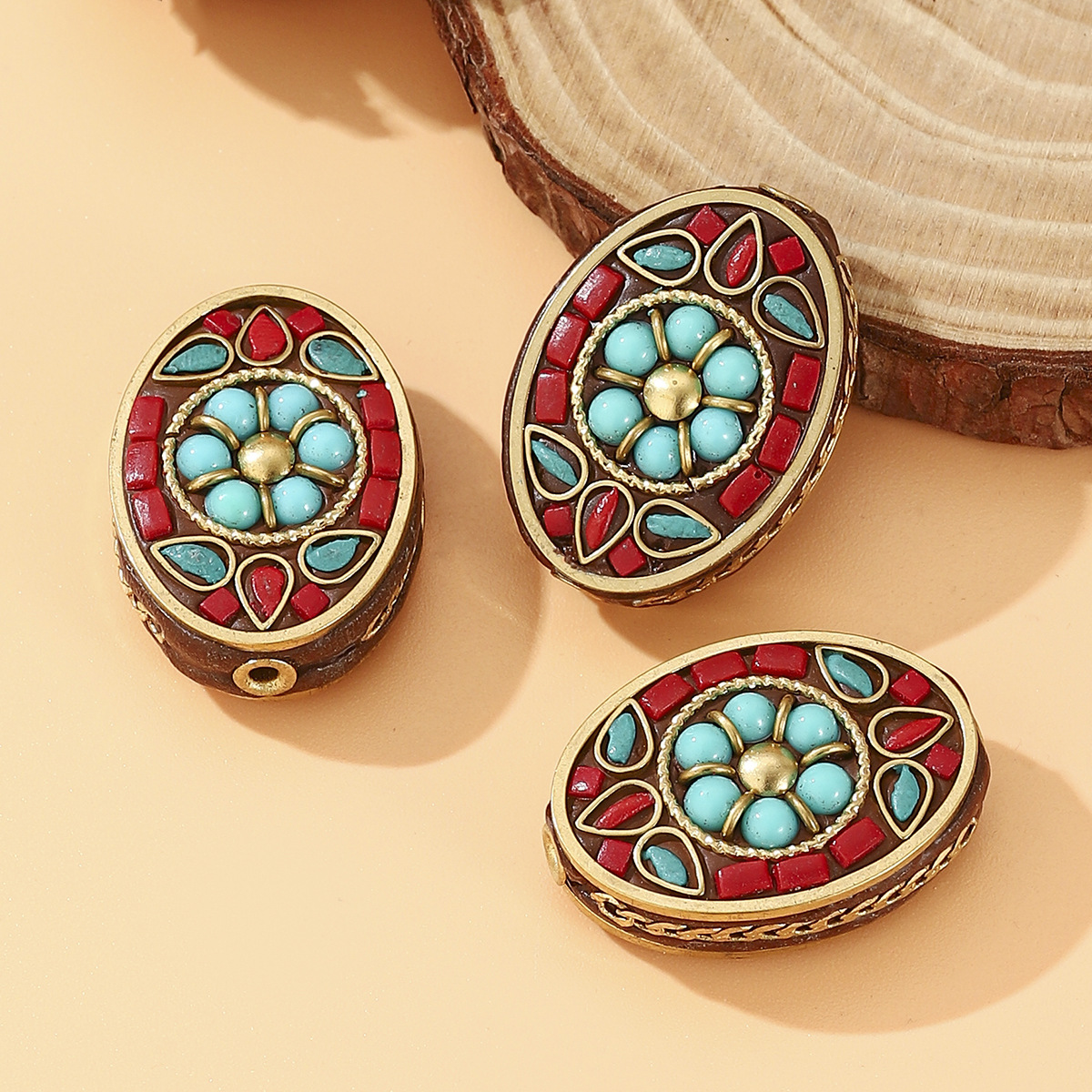 Tibetan-style Nepalese retro bead copper inlaid with turquoise and red stone DIY ethnic style bracelet accessories bucket beads Application Scenario