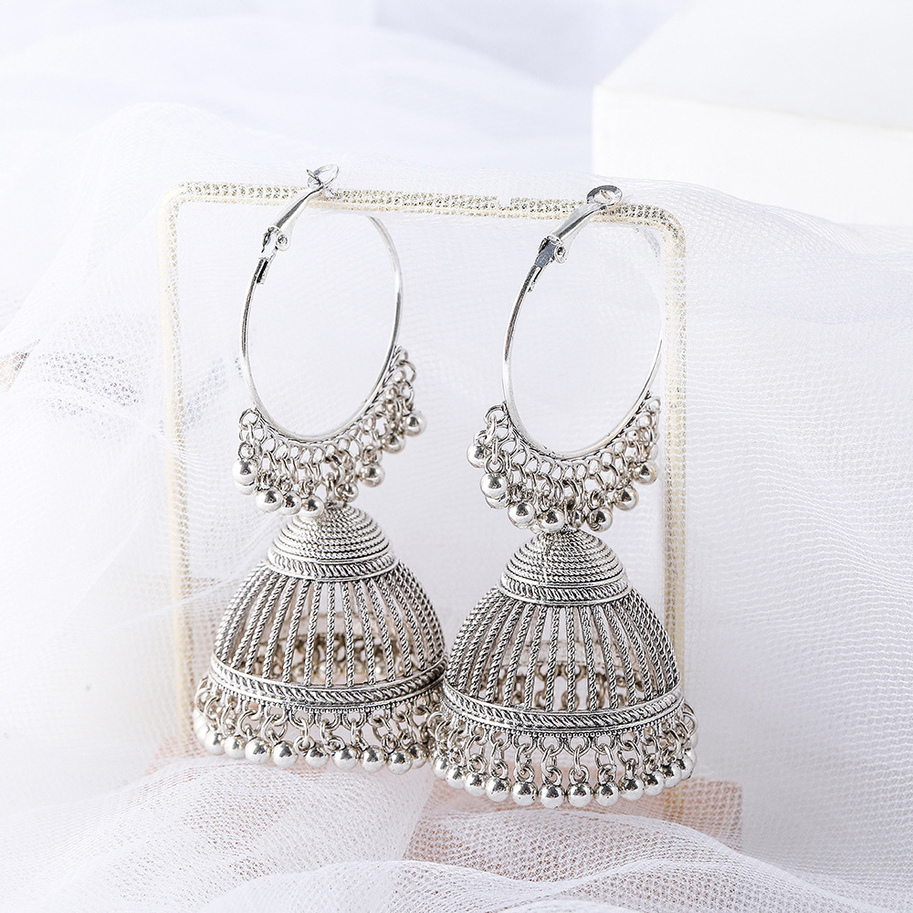 流行元素印度风珠子铃铛耳环耳坠耳钉时尚秋冬新款感小众女士精致产品图