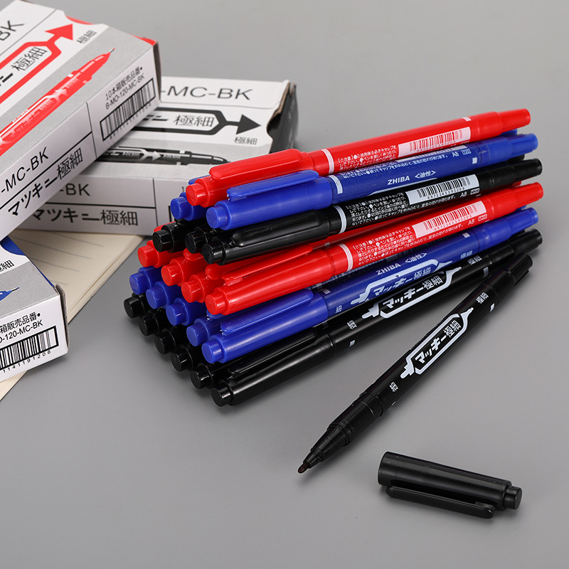 Oil-based small double-headed 120 black marker pen, quick-drying and not easy to erase, double-headed extremely fine children's drawing, scribbling and outlining pen Application Scenario