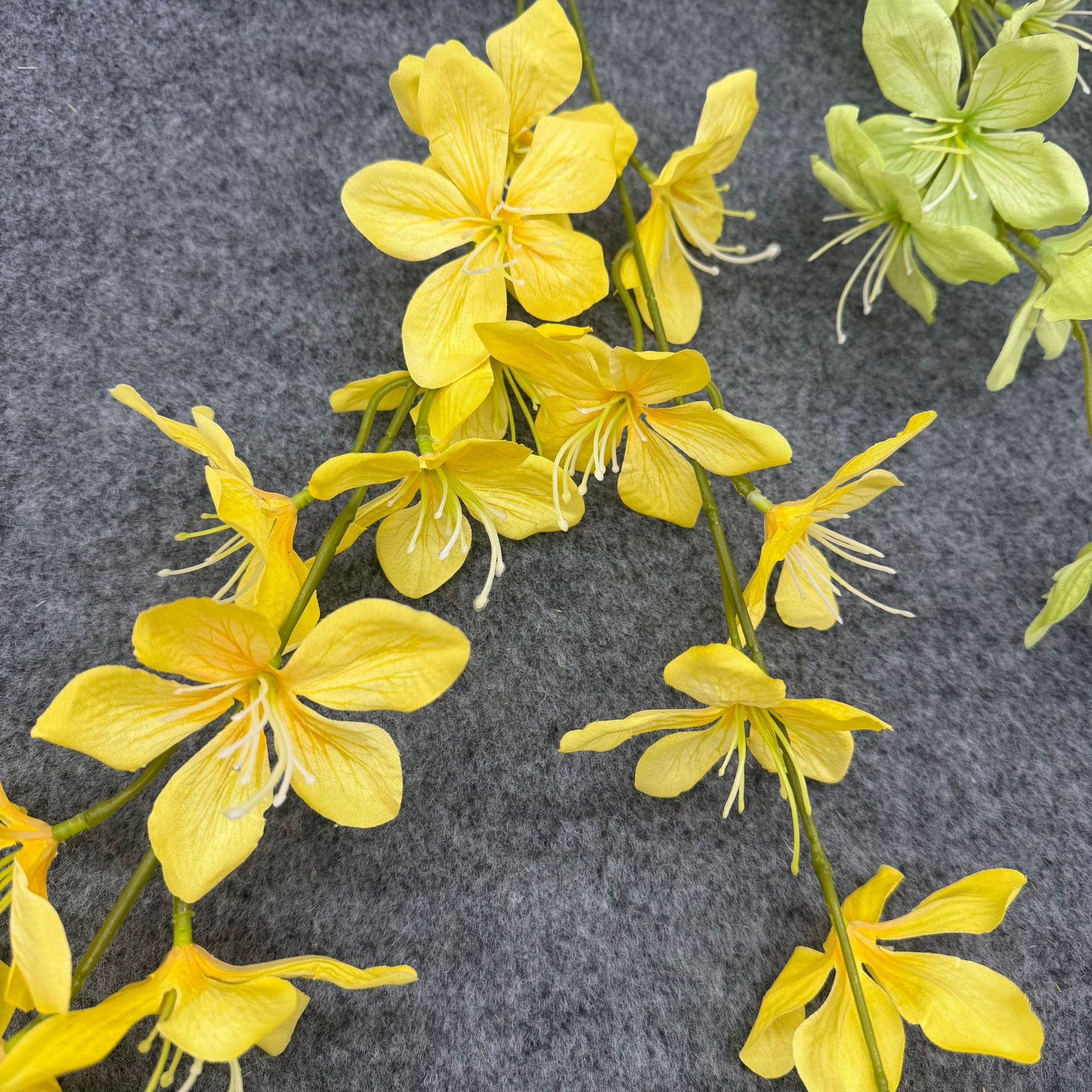 仿真草皮实物图