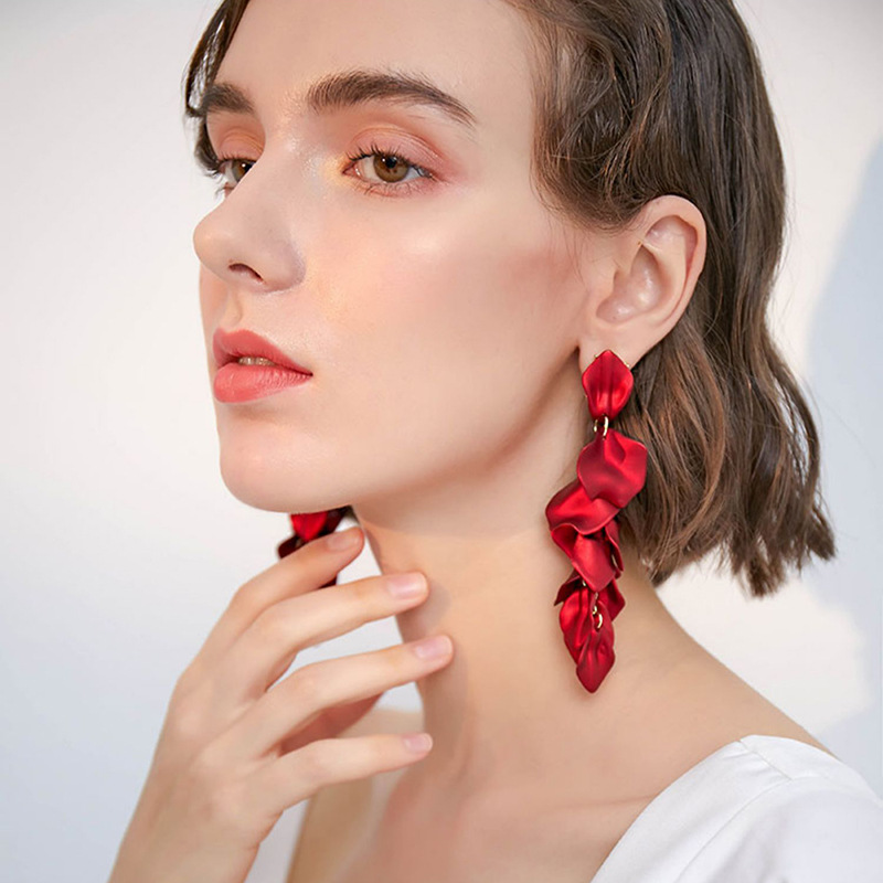 European and American rose petal long tassel earrings, fashionable, ins, elegant, internet-famous, high-end, eco-friendly earrings for women details Picture