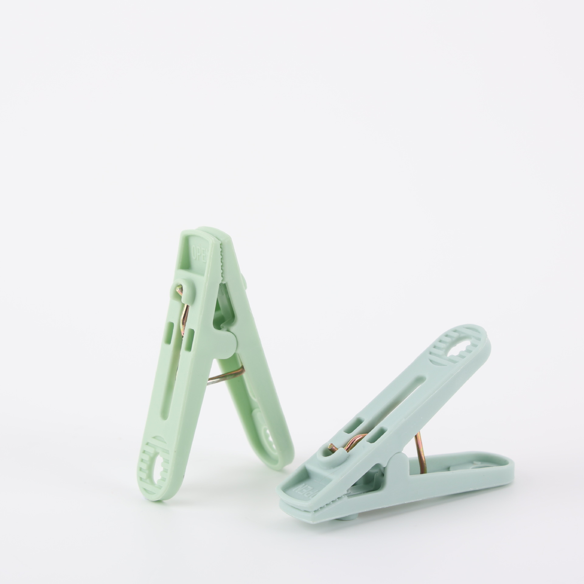 晾衣夹防风固定衣服塑料小夹子家用学生宿舍衣夹批发北欧强收纳产品图