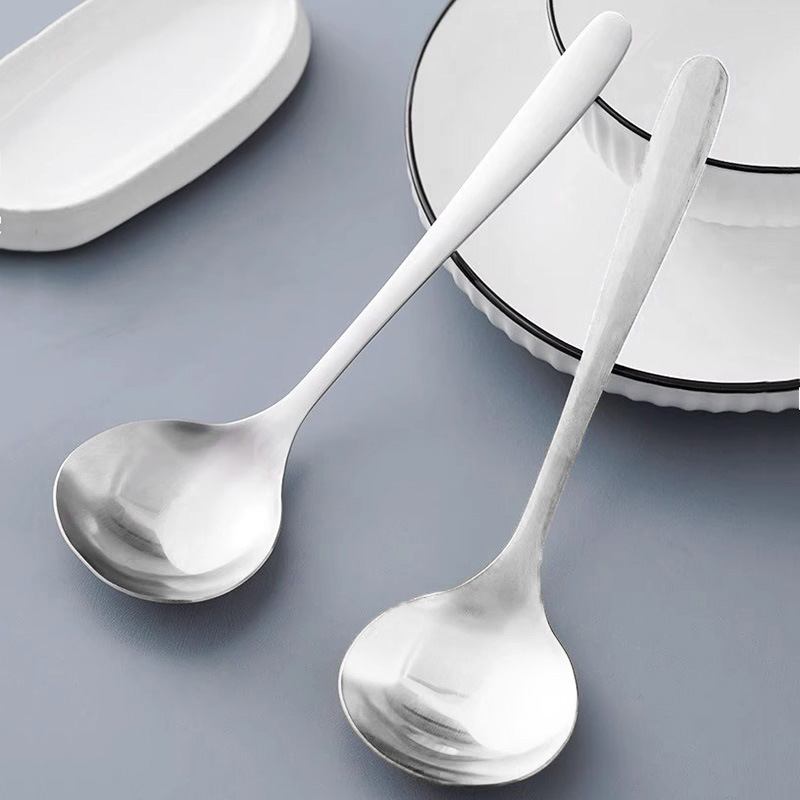 Stainless steel soup spoons, household long-handled hot pot spoons, large-headed round spoons, hotel spoons, porridge spoons, ladles for soup servants