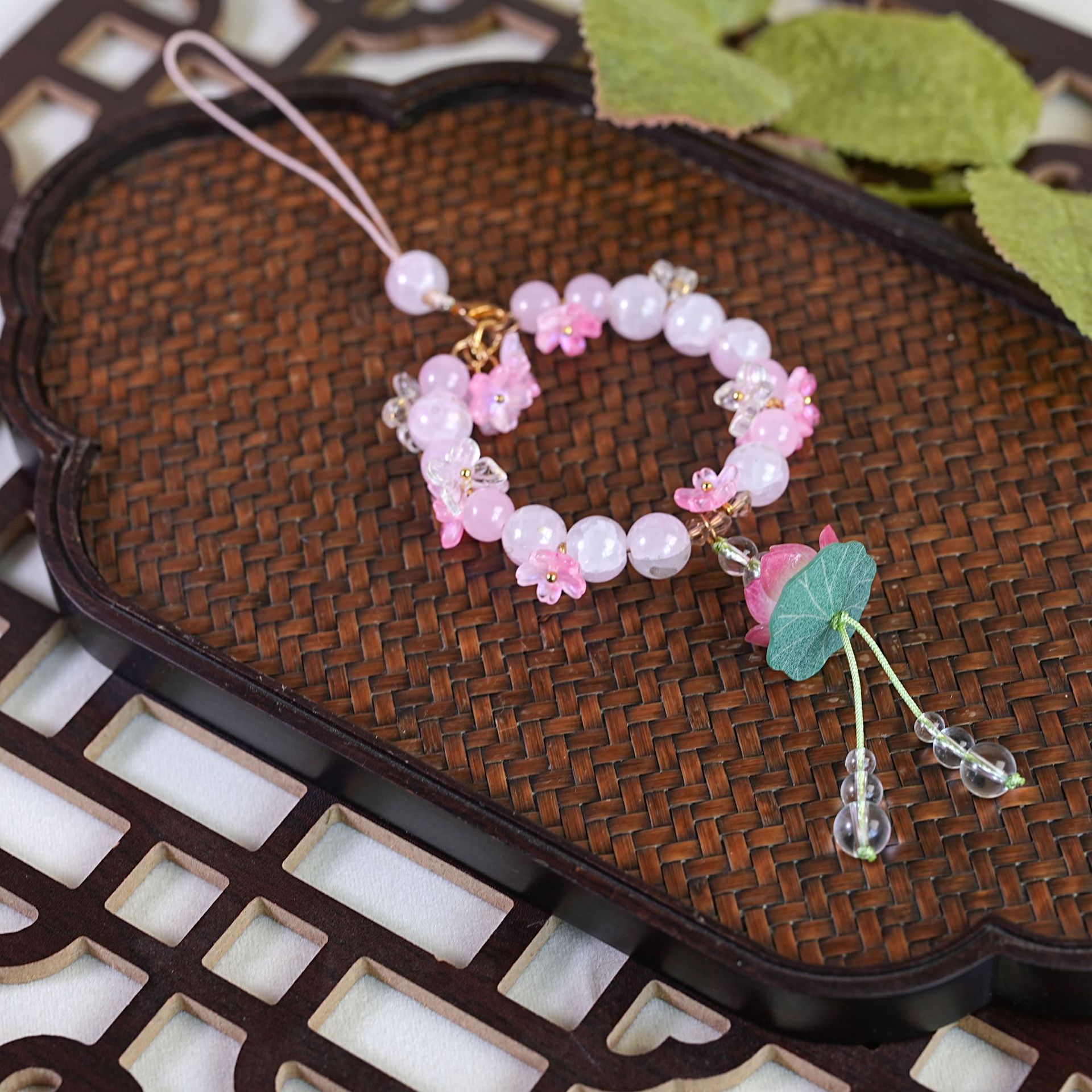 新款原创好运连连粉荷花汽车内饰挂件复古轻奢粉水晶琉璃饰品配件