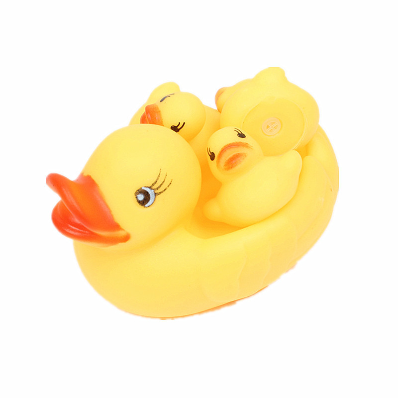 Wholesale "Jiaojiao Duck" in large and small net bags, mother and baby ducks, playable ducks, baby bath and swimming toys Item Picture