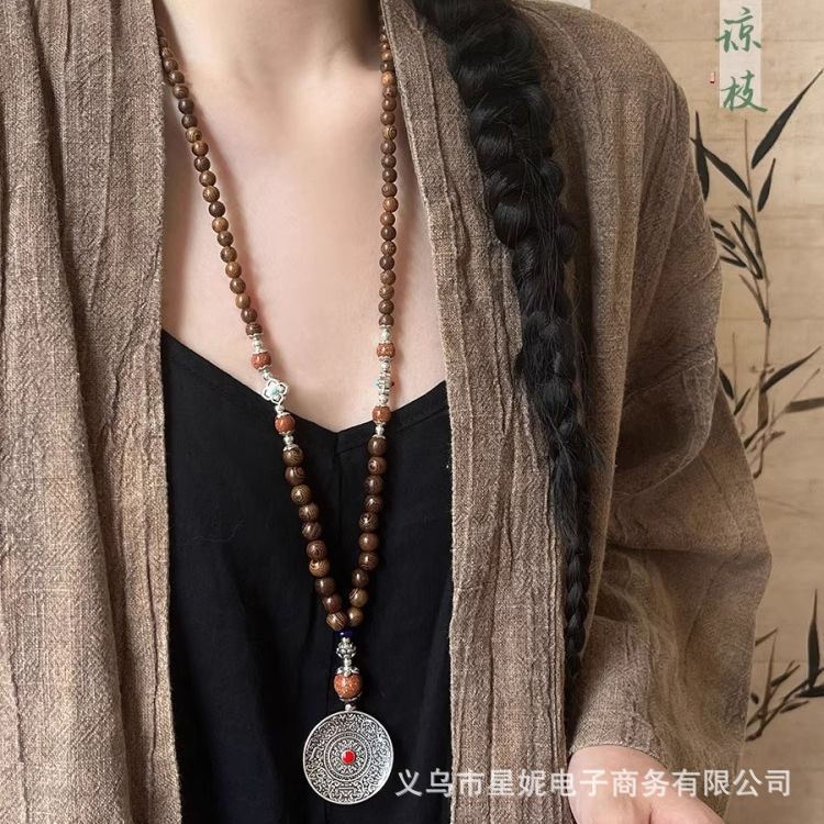 Elegant pearl short necklace, women's lanyard jewelry, classic, simple and fashionable jewelry details Picture