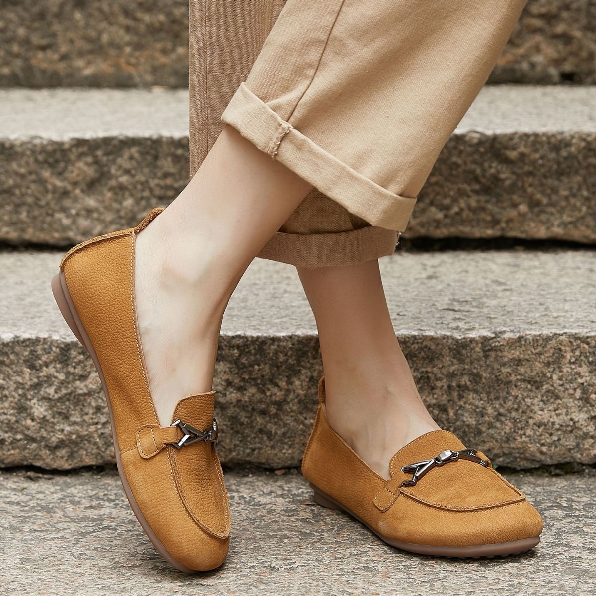 真皮女鞋2025春夏新款软底软面乐福鞋一脚蹬单鞋透气防滑通勤女鞋