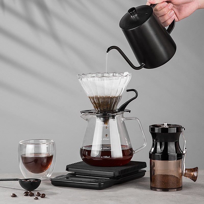 V60 Home-use American minimalist hand-brewed coffee set, coffee glass filter pot, hand-brewed pot filter paper Application Scenario