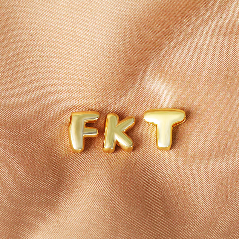 新款光面26个英文字母吊坠时尚简约精致小巧可diy项链锁骨链