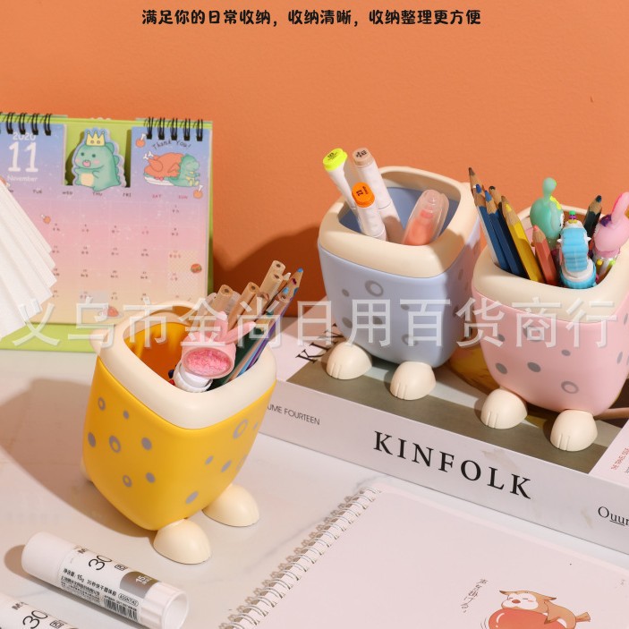 Dopamine Cartoon Home desktop storage bucket, cute pen holder, girlish student stationery storage bucket, small pen holder Application Scenario