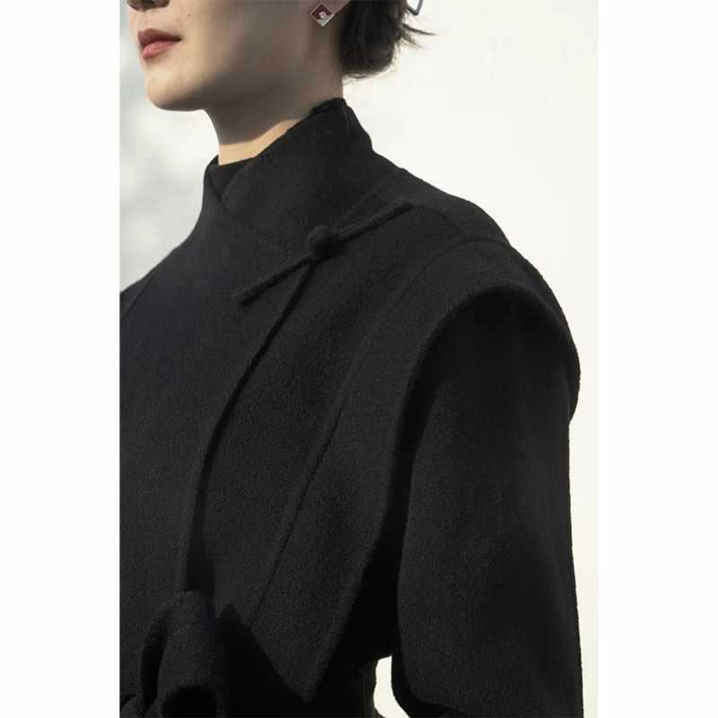 2025 New Chinese-style Australian wool Double-sided cashmere Chinese-style coat for women, mid-length black woolen wool coat with buttons details Picture