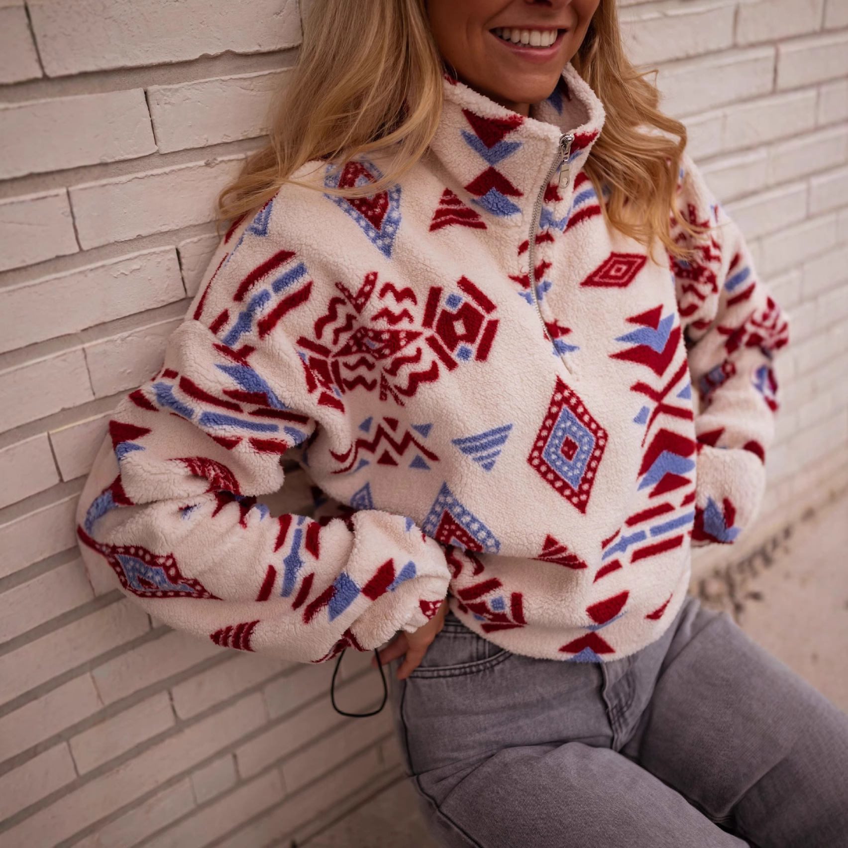 A popular fleece hoodie with fashionable printed double-sided fleece for women on Amazon temu, a cross-border product from Europe and America full figure