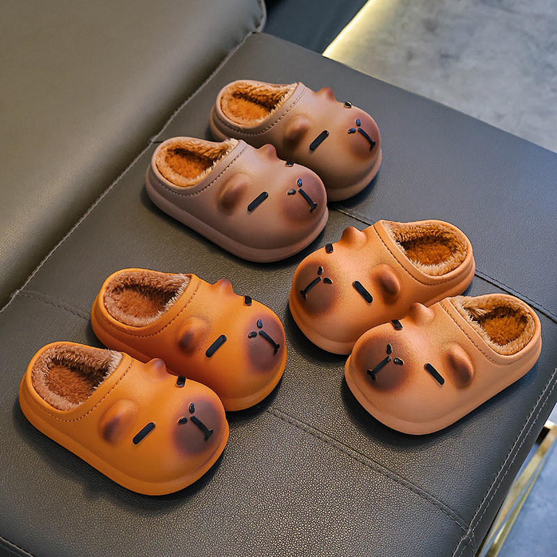 童特色鞋实物图