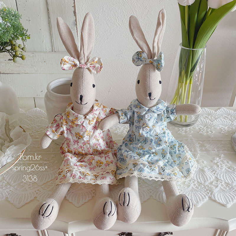 Spring new Korean-style floral dress Rabbit Wa doll handmade fabric children's soothing toy sweet baby doll girl details Picture